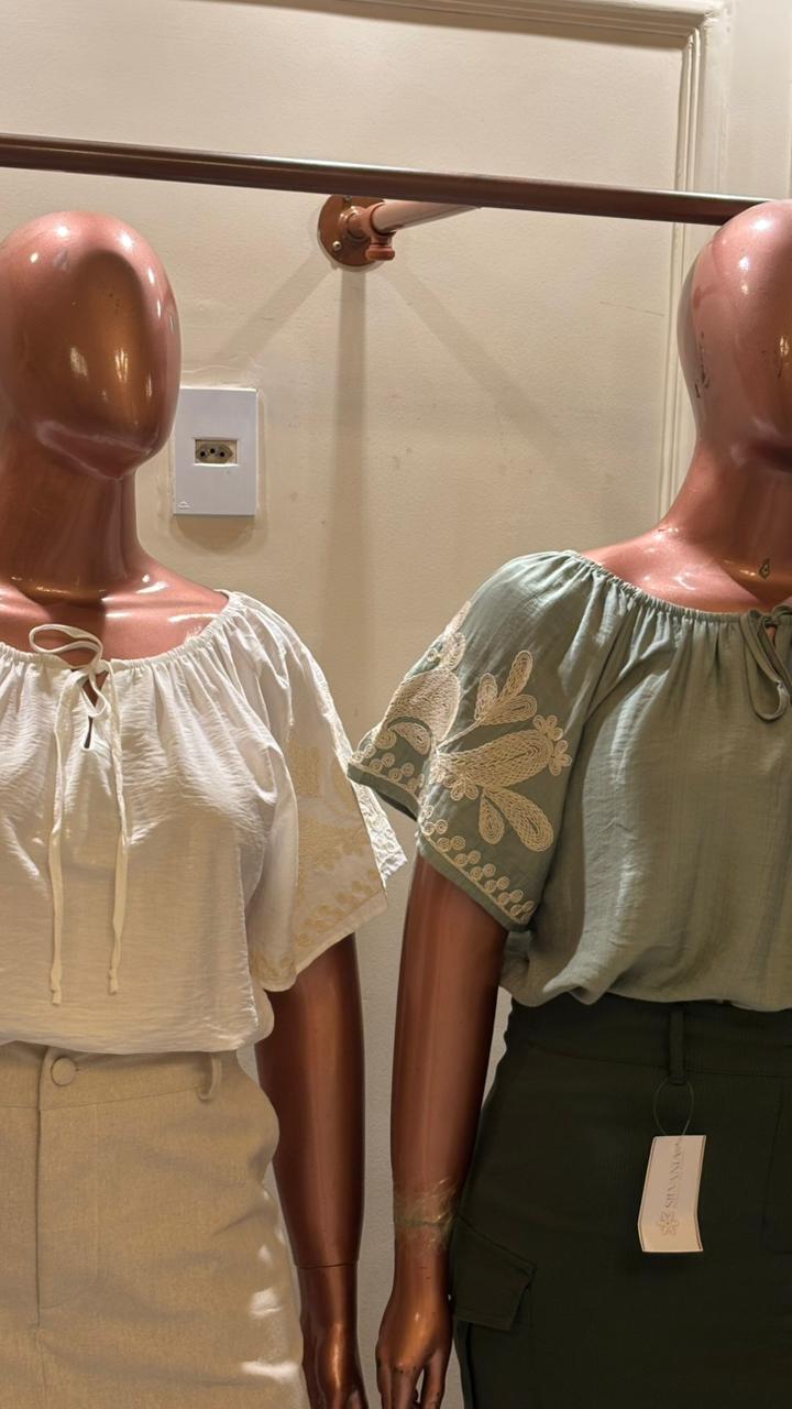 BLUSA BORDADA CELINE